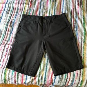 MEC men’s dark grey size 34 waist active shorts